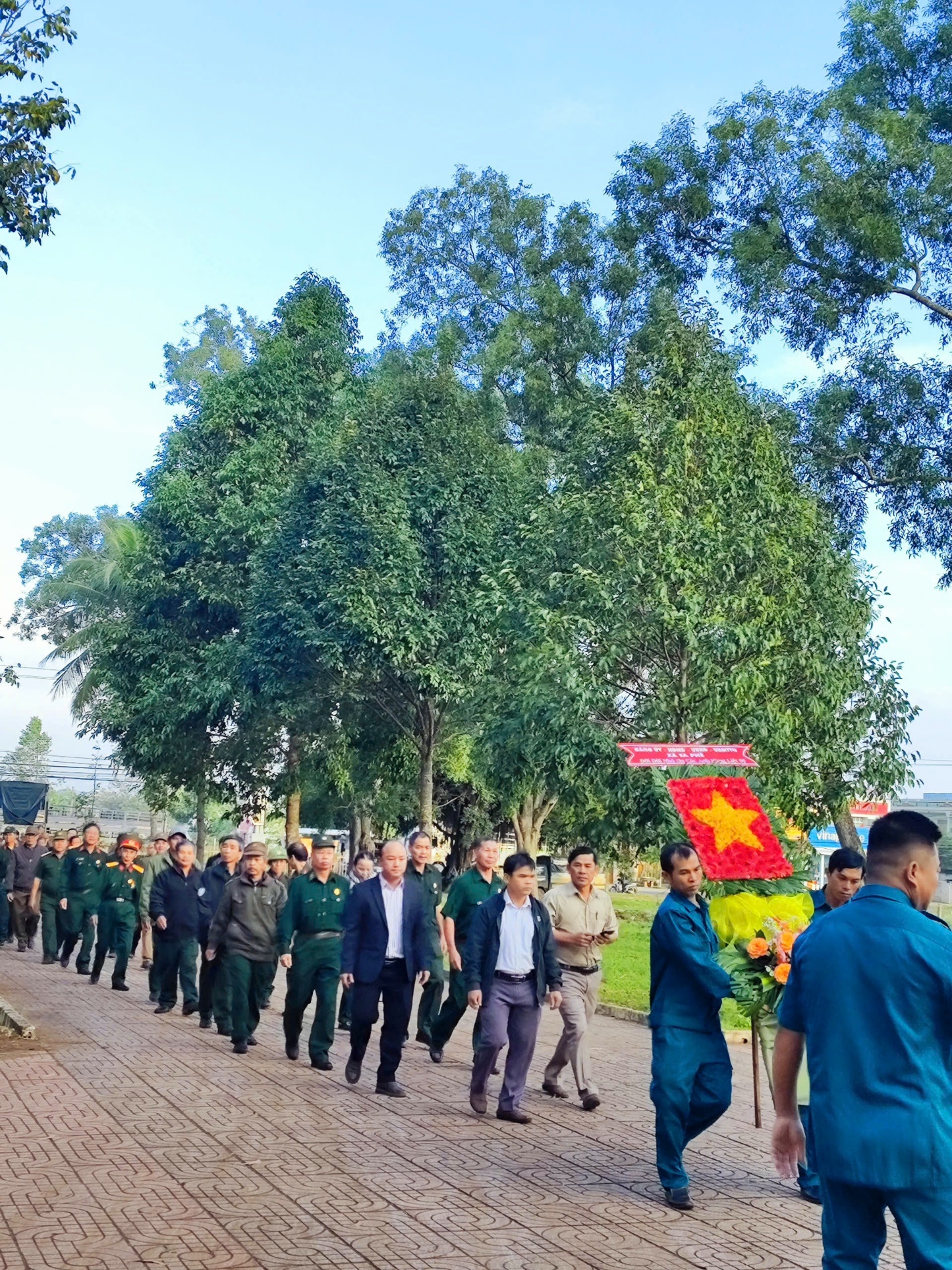 UBND xã Ea Phê tổ chức kỷ niệm 80 năm Ngày thành lập Quân đội nhân dân Việt Nam 35 năm Ngày hội Quốc phòng toàn dân